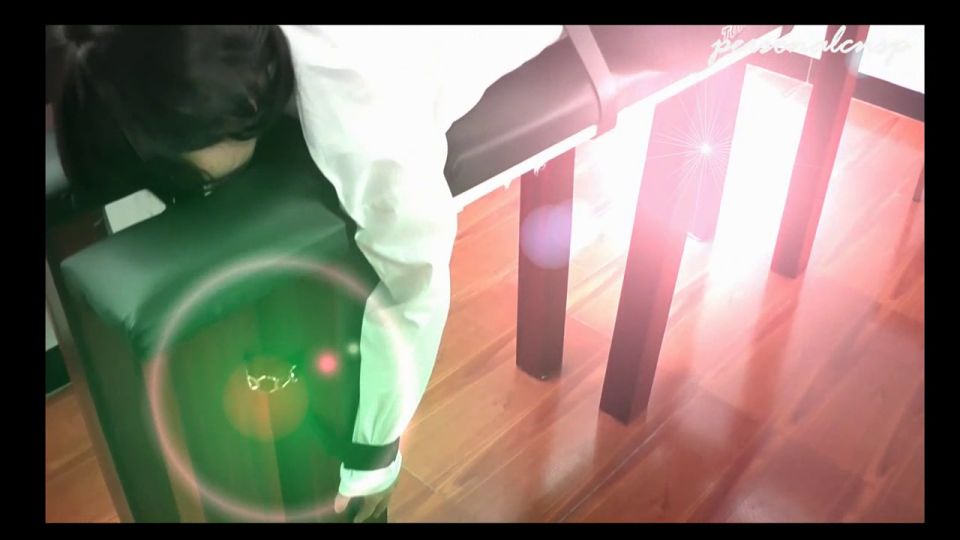 Han deber Spanking Capítulo 02 -