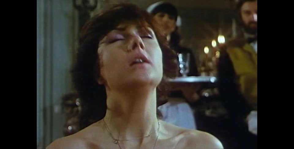 7148 Les Bas De Soie Noire