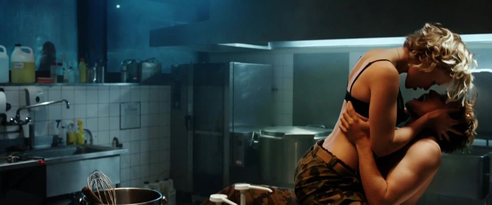 Sira Topic – Achtung, fertig, WK! (2013) HD 1080p!!!