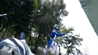 [SuperMisses.com] ZEPE-65 Exorcista Sacerdotisa Guerra Caballero Triple Lancer [Parte 2]-010