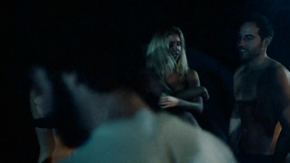 Emma King, Lizzie Daykin - Down the Road (2013) HD 1080p - (Porno de Celebridad)