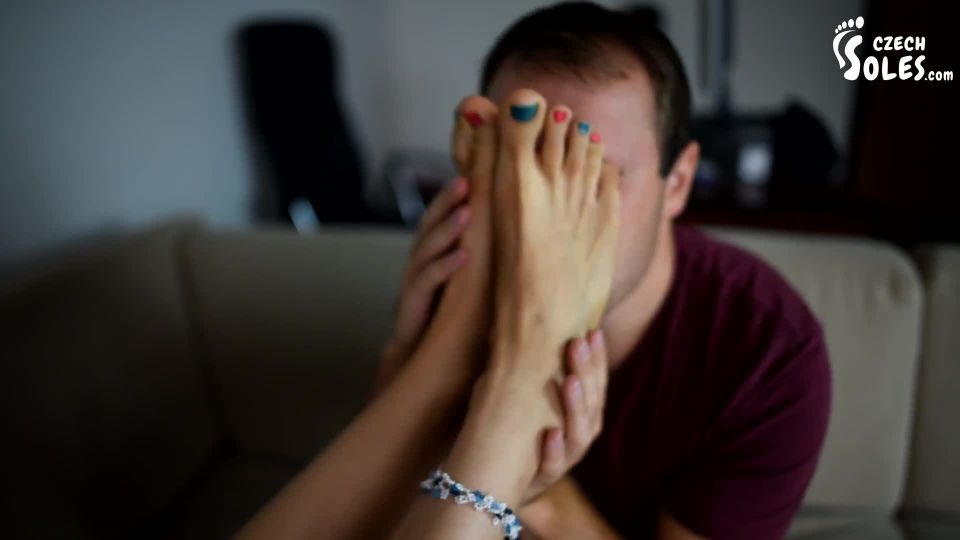 Czech SolesBusinessman's Special Birthday Present (Feet, Foot Fetish, Foot Worship) - 1080p