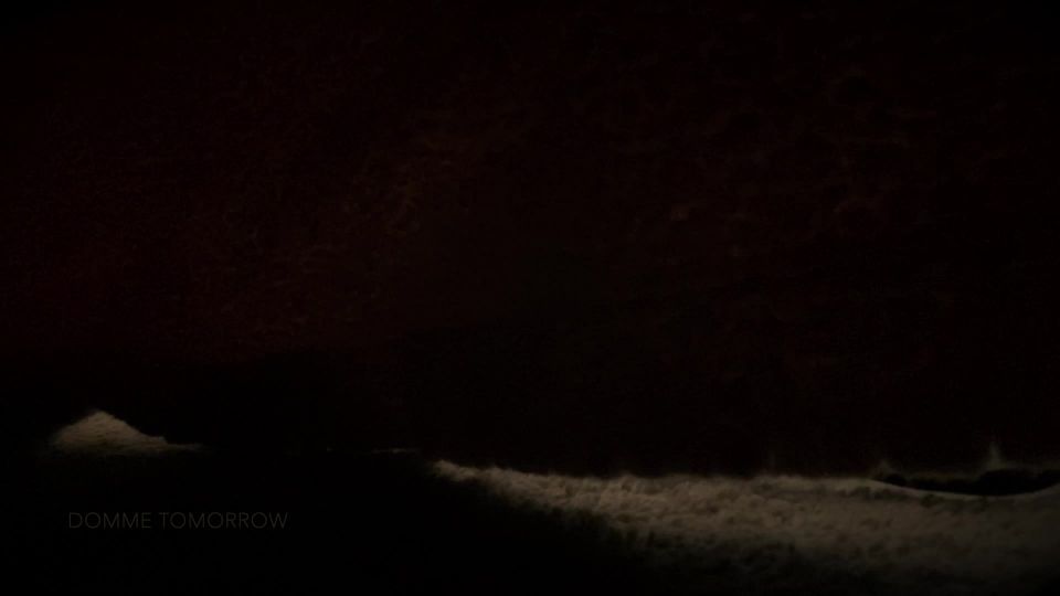 xxx video 24 DommeMañana – CUCK BAJO LA BED - fetiche - femdom porno rapto femdom