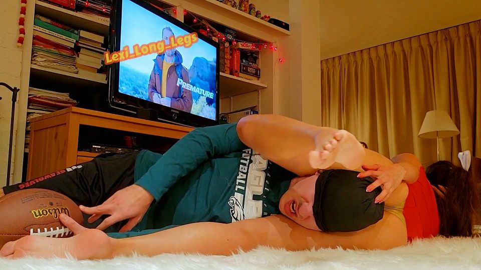 [K2S.CLUB] Lexi Long Legs - Superbowl Scissors Sexy Cheerleader Destroys Football Fan With Her Legs - FullHD 1080P