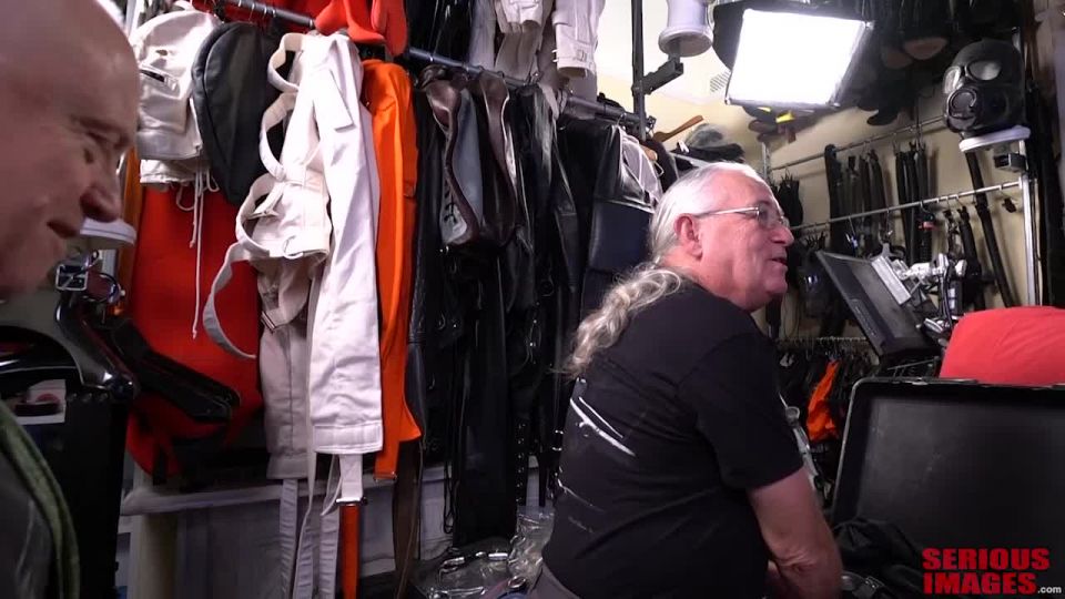 Greyhounds Transformación Parte 1 Juego de ponys Bdsm porno elise tumbas bdsm