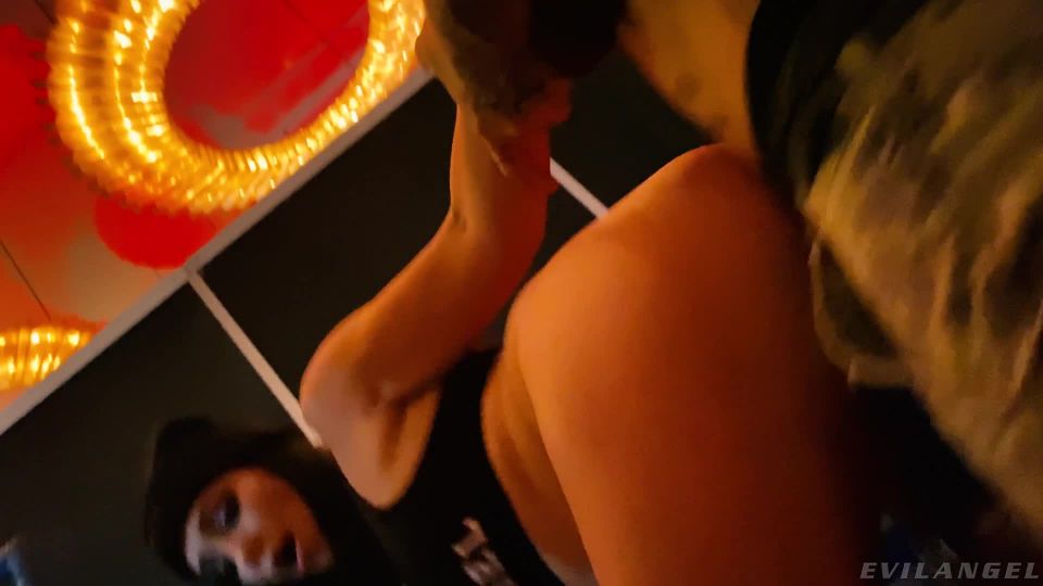 [Alysa Gap] Evil angel with club sex! in i fucking love berlin sc. 7 -  club sex!