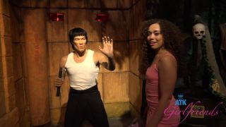 [ATKGirlfriends] Willow Ryder Wax Museum 1 [10.10.23] [1080p]