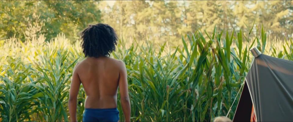 Loriane C Klupsch - OVNI(s) s01e11 (2021) HD 1080p - [Celebrity porn]