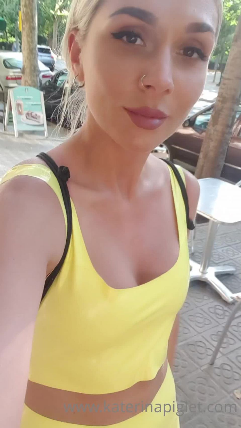 Katerina Piglet () Katerinapiglet - walk around barcelona 29-11-2020