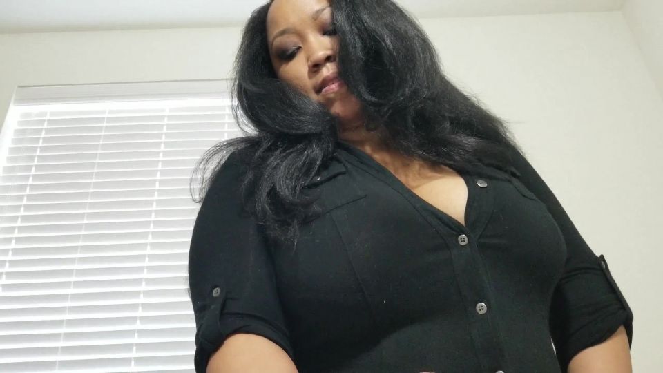 clip 27 Rayne Woods – Mami calmando paja Pt 2  rayne maderas  ébano porno