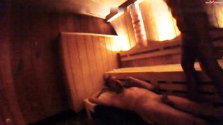 [K2S.CLUB] HornyRoxy - Nasse Sauerei in der öffentlichen Sauna - HD 720P