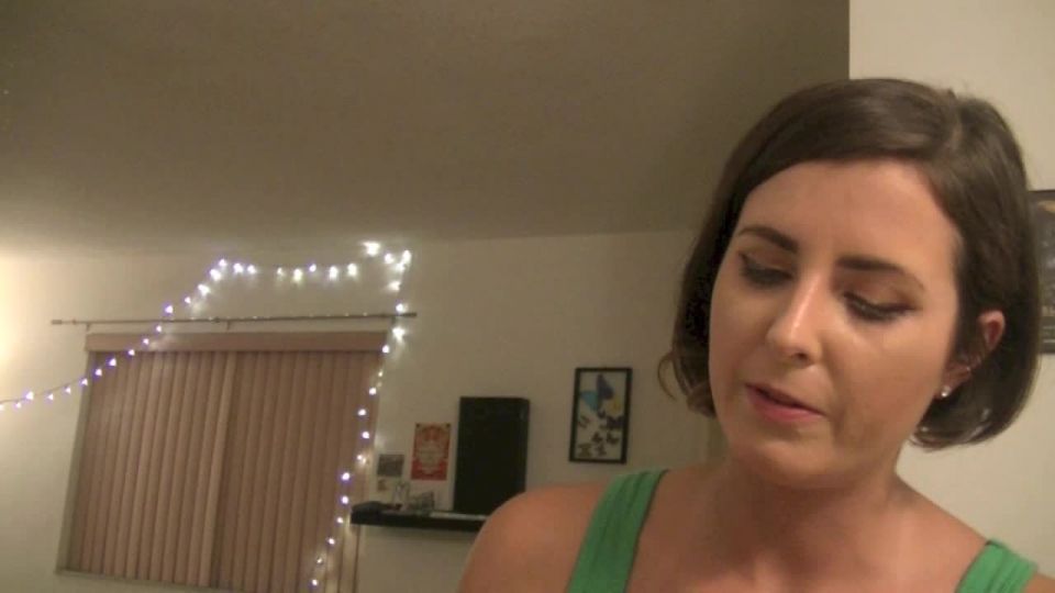 Pt 1Helenas Cock Quest - Helena Eating 3 Chewing Chatting