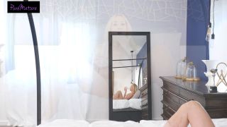 6259 Lonely Cougar Lets Mover Plow Her Box After Moving Boxes...