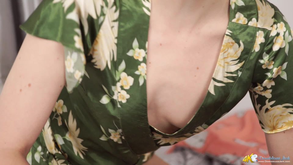 video gratis 2 Downblouse Jerk - Ariel Anderssen - Eres un Voyeur de Downblouse, calcetines femdom en fetiche porno