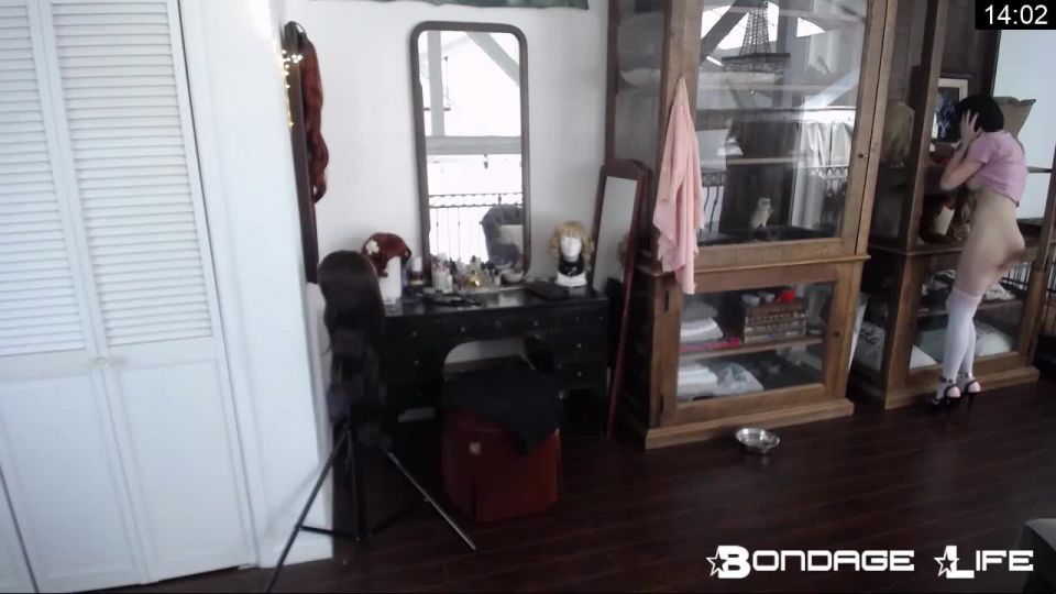 online video adulto 8 Wig Show  bondage  femdom porno tetona rubia puta anal follada