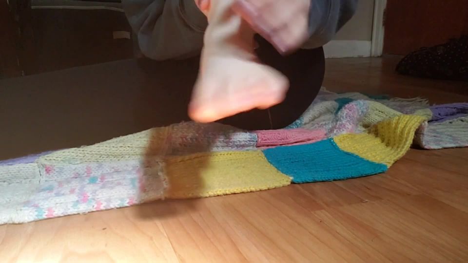 adult xxx clip 1 Bigbuttbugg – Pedicure, vr foot fetish on feet porn 