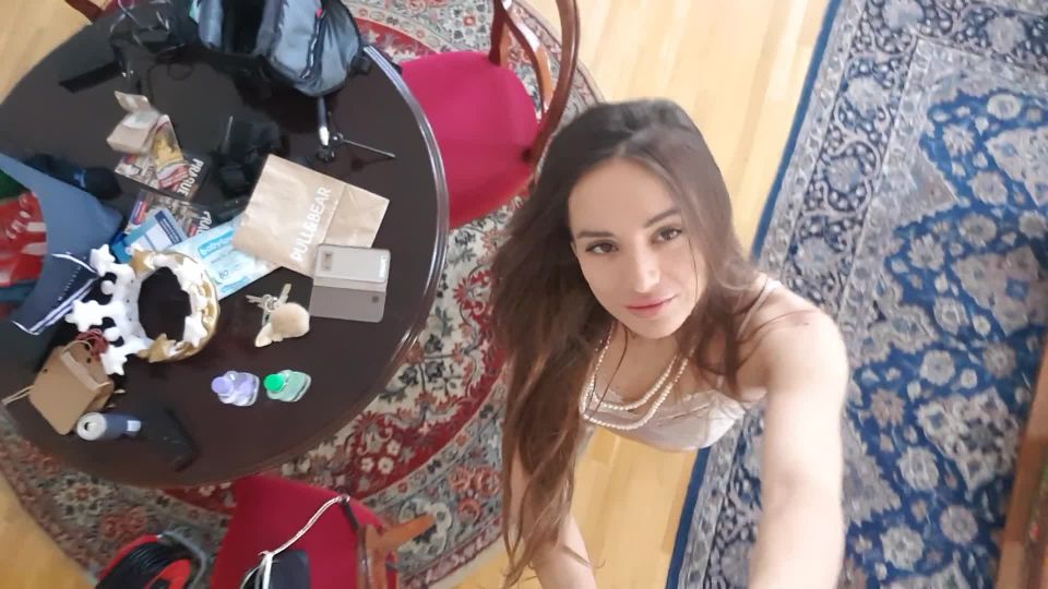 Backstage big mees on shooting  - -.) flash video