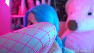 FANSLYFansly com Tweetney - Jinx Loves Loads