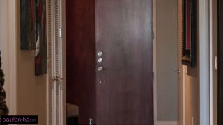 Yoga Big Cock Helps Yoga Hoe With Some Deep Pussy Stretching - Summer Renee