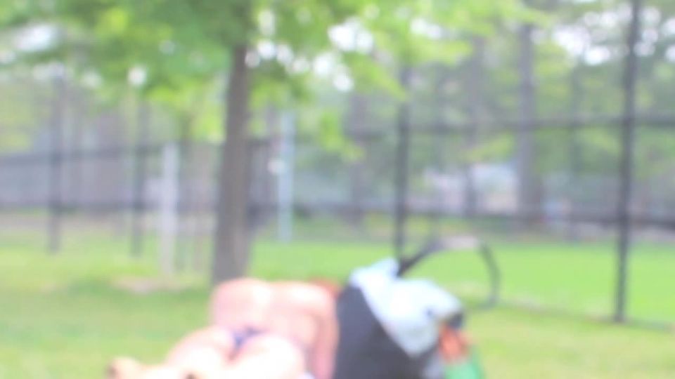 4.26.0158-voyeur-sex