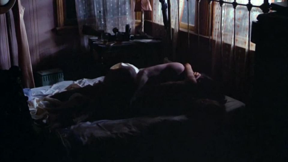 Angie Dickinson, Joan Prather, Sally Kirkland, Susan Sennett, Robbie Lee, Shannon Christie - Big Bad Mama (1974) HD 720p - (Celebrity porn)