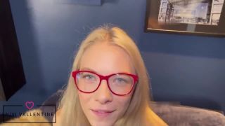 Vivi Vallentine - Hotelfick mal anders 720P - Germany