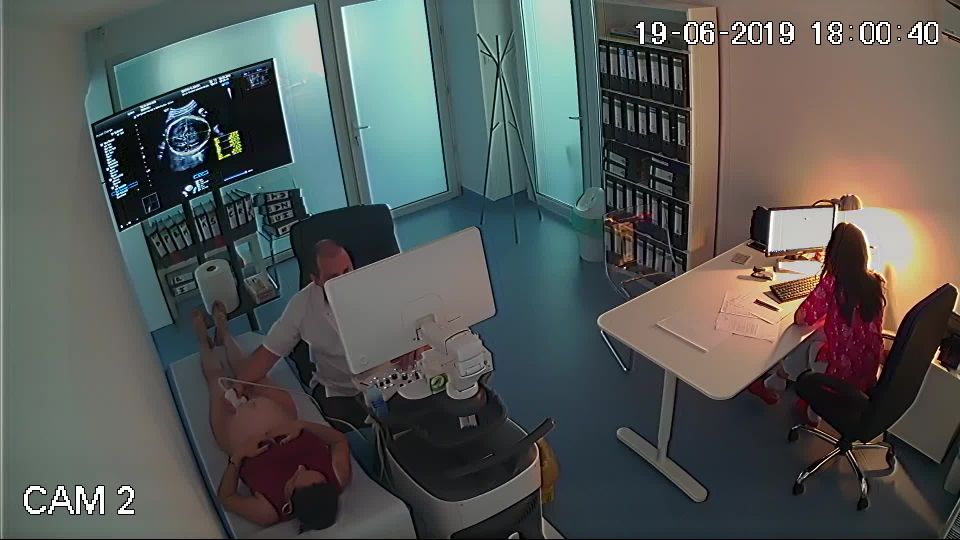 Porn online Cámara oculta real en el gabinete ginecológico – paquete 1 – archivo1 – 4 (AVI, FullHD, 1920×1080) Ver en línea o descargar!