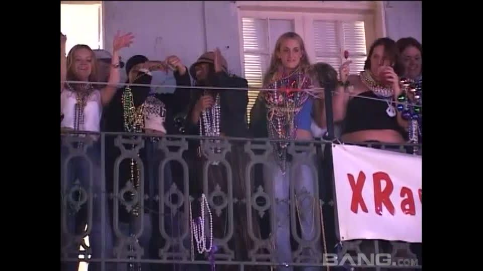 vídeo para adultos 8 Chicas en Xxxtra Loco 7 Escena 3, en webcam