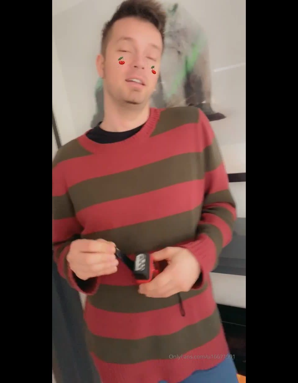 HayleeLove () Hayleelove - whoops 18-03-2020