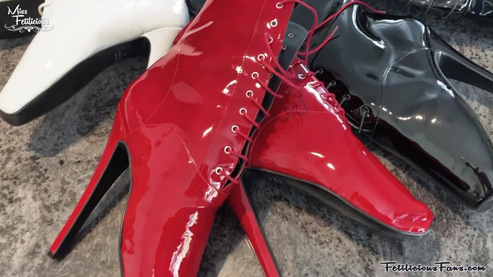 Latex Unboxing Ballet Boots Quick View Porn - New Sex Vid...