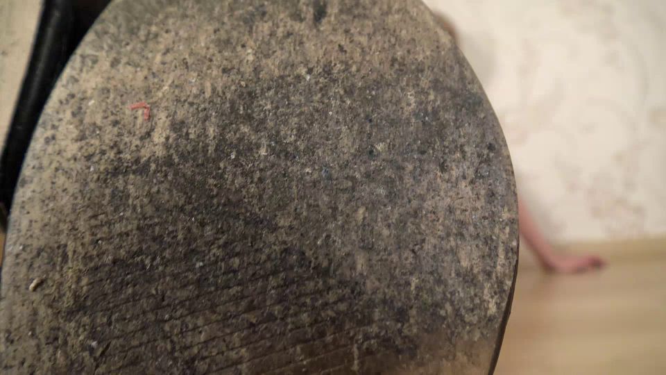 Laura - Womanizer desafortunado pies de pvv