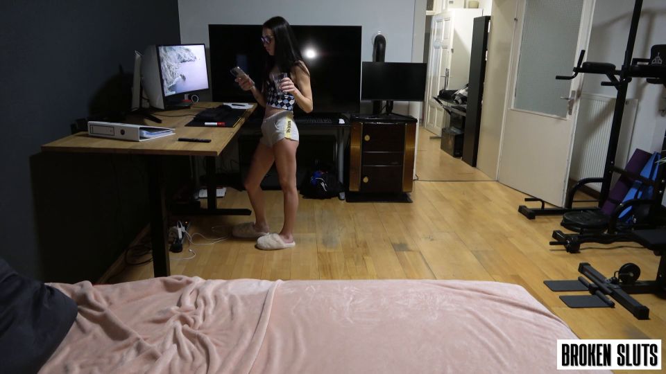 Matty College Perforación profunda de putas [04.26.24] [1080p]