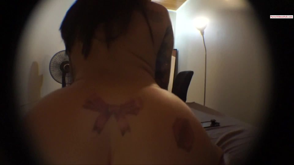 ManyVids presenta ggwicked en Mami tatuada con grandes tetas N culo HOT FUCK – 09.10.2018 milf