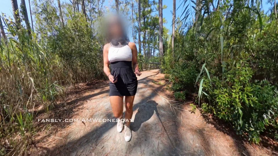 AMWednesday Exhibicionismo 711255229563150336 01 700115224027471873