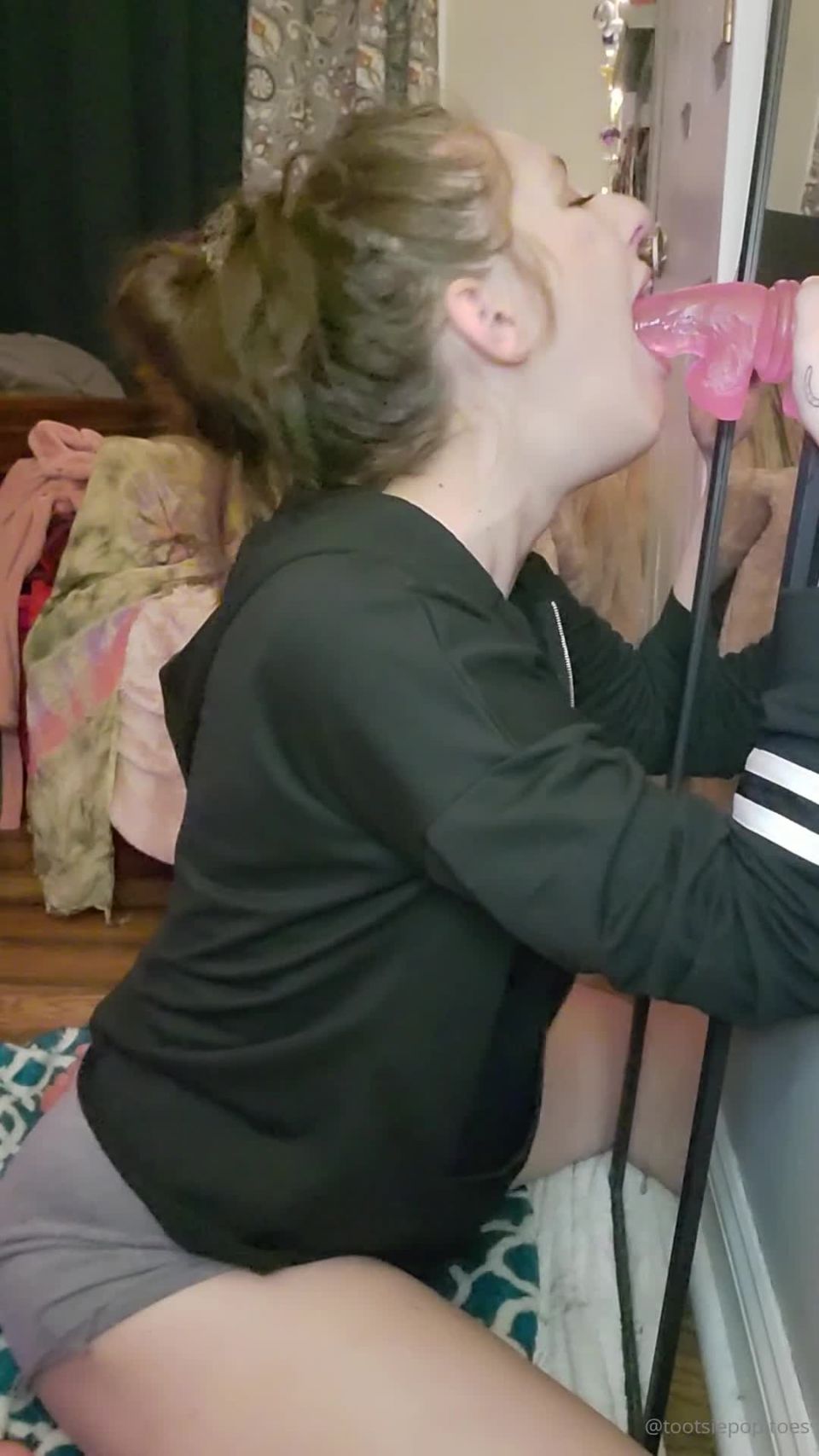 online clip 3 tootsiepoptoes 25-04-2020-258553981-personalizado bj para Jeremy en fetiche porno femdom pies adoración