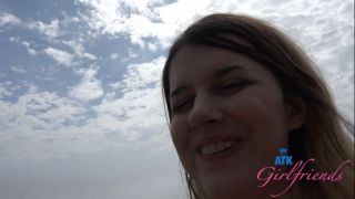 Teens Kissing on Beach: Wet Blonde POV Date Orgasm Action