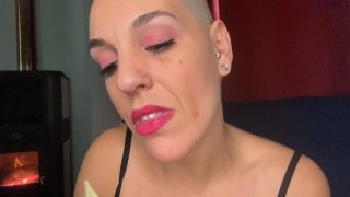 Let me put you in between my cheese (Femdom porn)