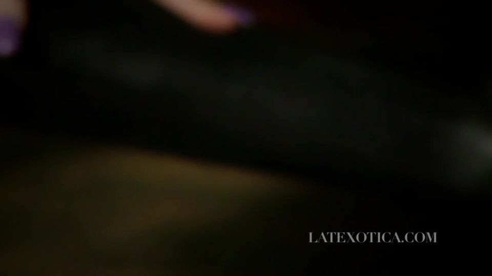 Latexotica 2014   Lilly   White Latex Blouse (mp4)