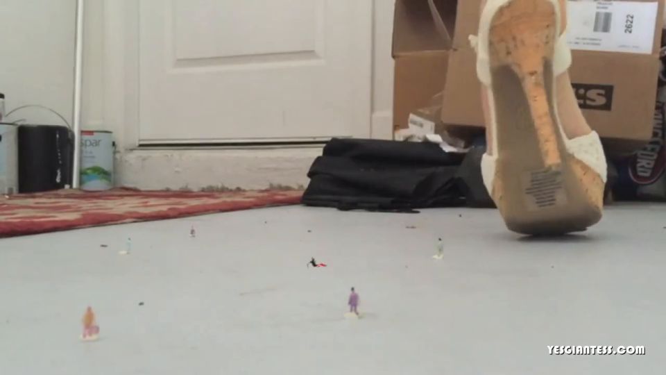 WorldUnseenFilms - Garage Cleaning (Fetish porn)