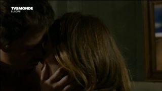 Dounia Coesens - La distancia de Pyla (2014) HD 720p - (Celebridad porno)