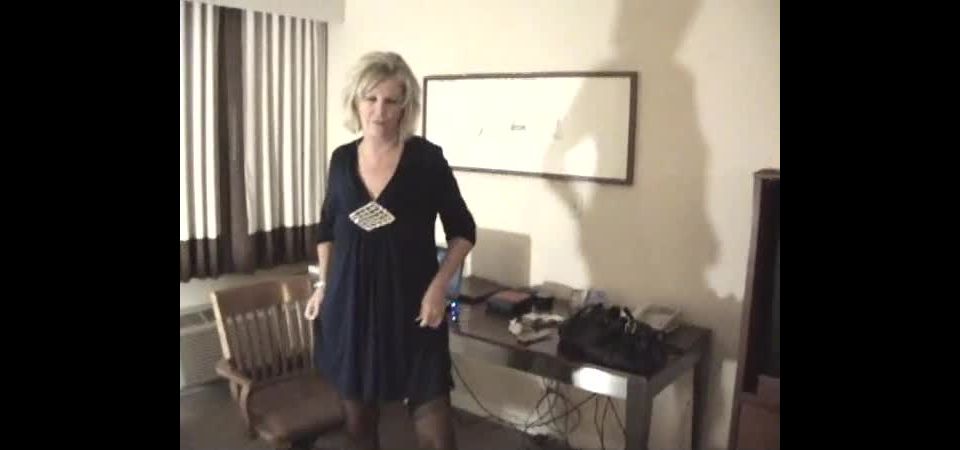 [SiteRip] AnnekExposed 129