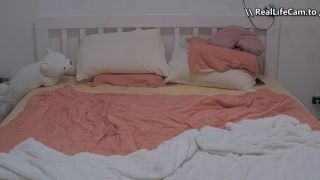 2025 RealLifeCam: Dasha & Sasha's Sofa Sex & Blowjob [SD 604p]