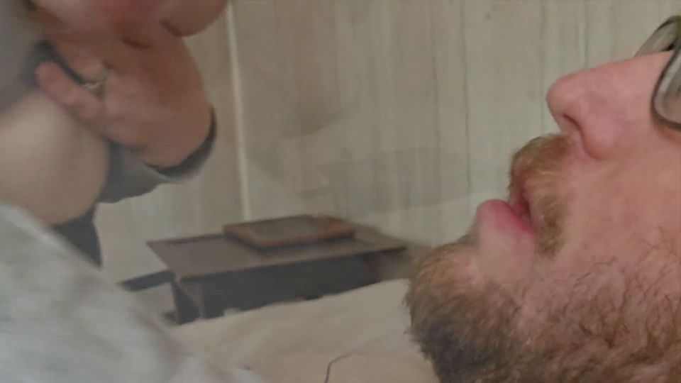 Video Hermosa Teta grande Teta oscura pelo novia consigue tetas chupadas un...