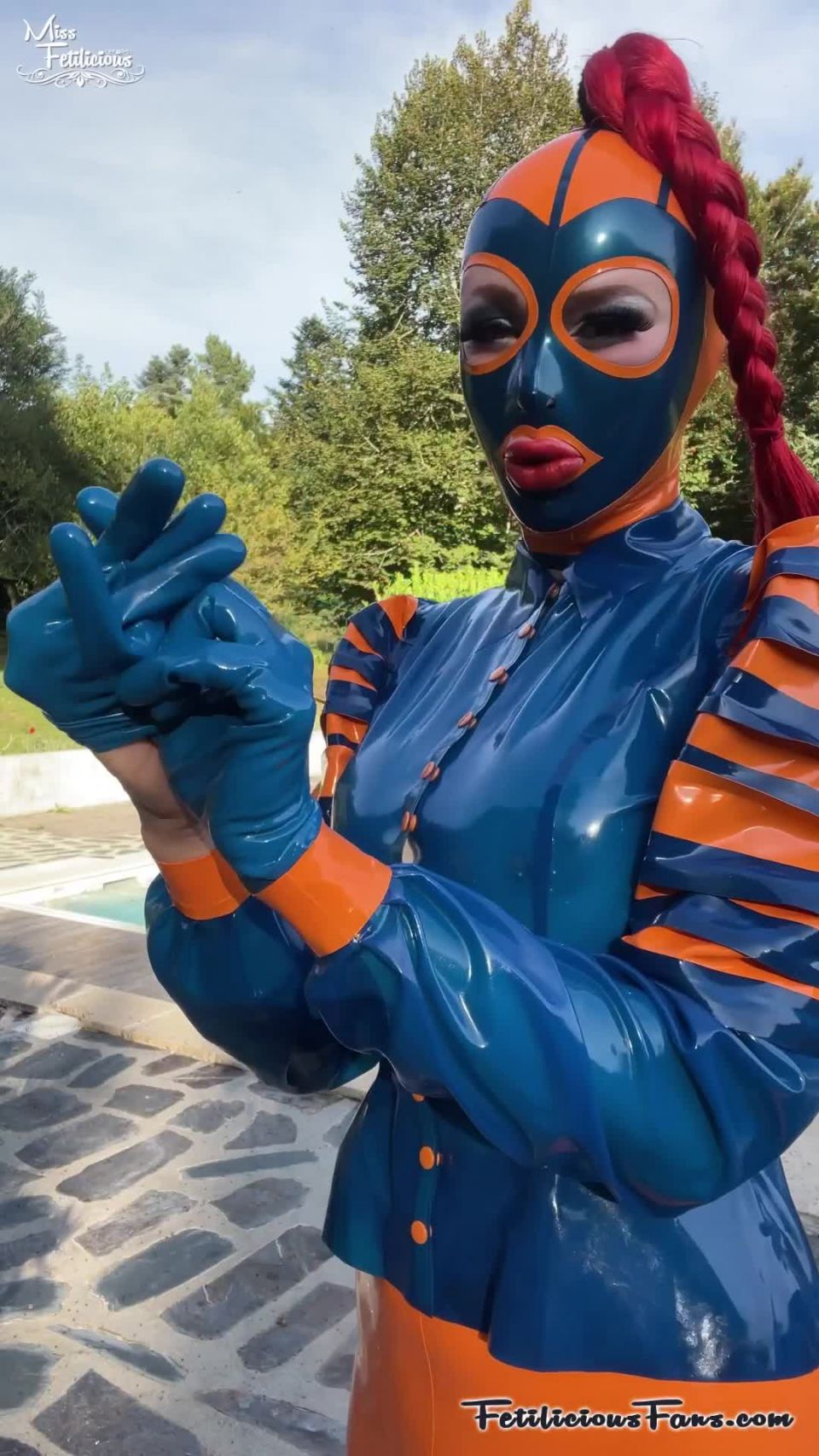 FetiliciousFans SiteRipPt 2Latex naranja y azul