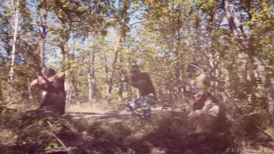 7252 Lola Shine - Lola Shine-s 3-On-1 Orgía doble anal - 2020...