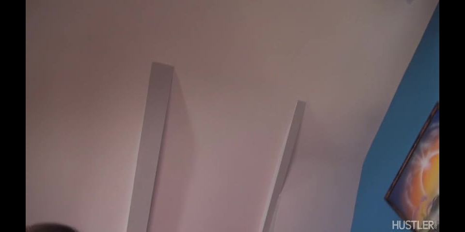 I Gotta Bone To Lick BigTits