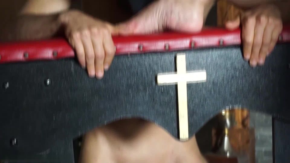 xxx video 14 body cast fetish femdom porn | LA REGINA DITTATRICE - SACRIFICHIAMO I TUOI COGLIONI AL DEMONIO BALLS SACRIFIED TO THE DEVIL | torture