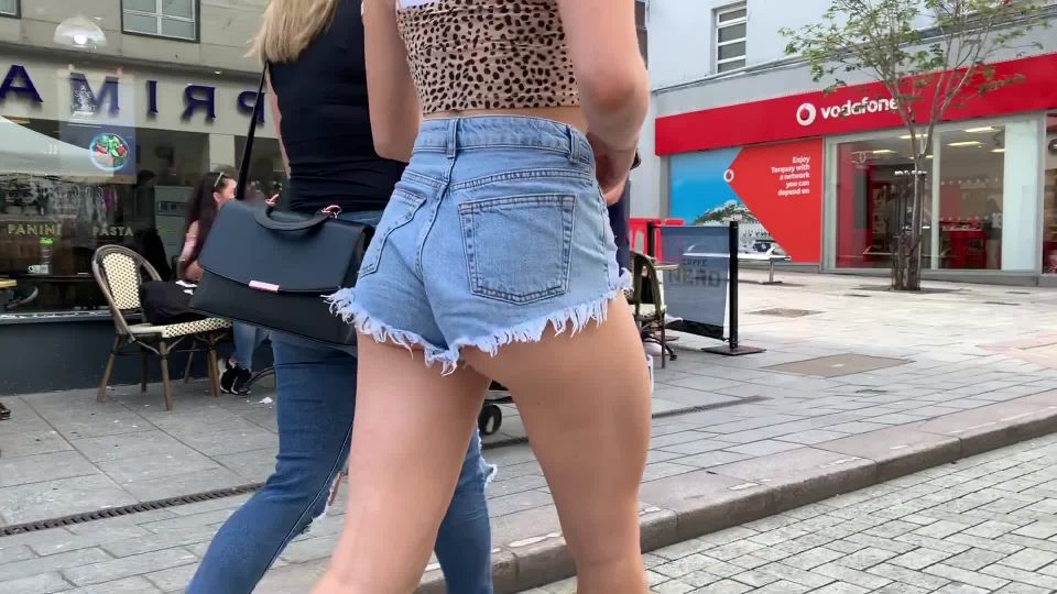 upskirt9