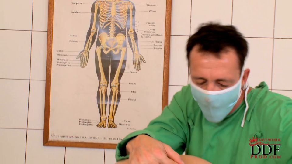 xxx video 22 Tigerr Benson [HD 724.5 MB] - fucking machine - femdom porn jeans fetish porn