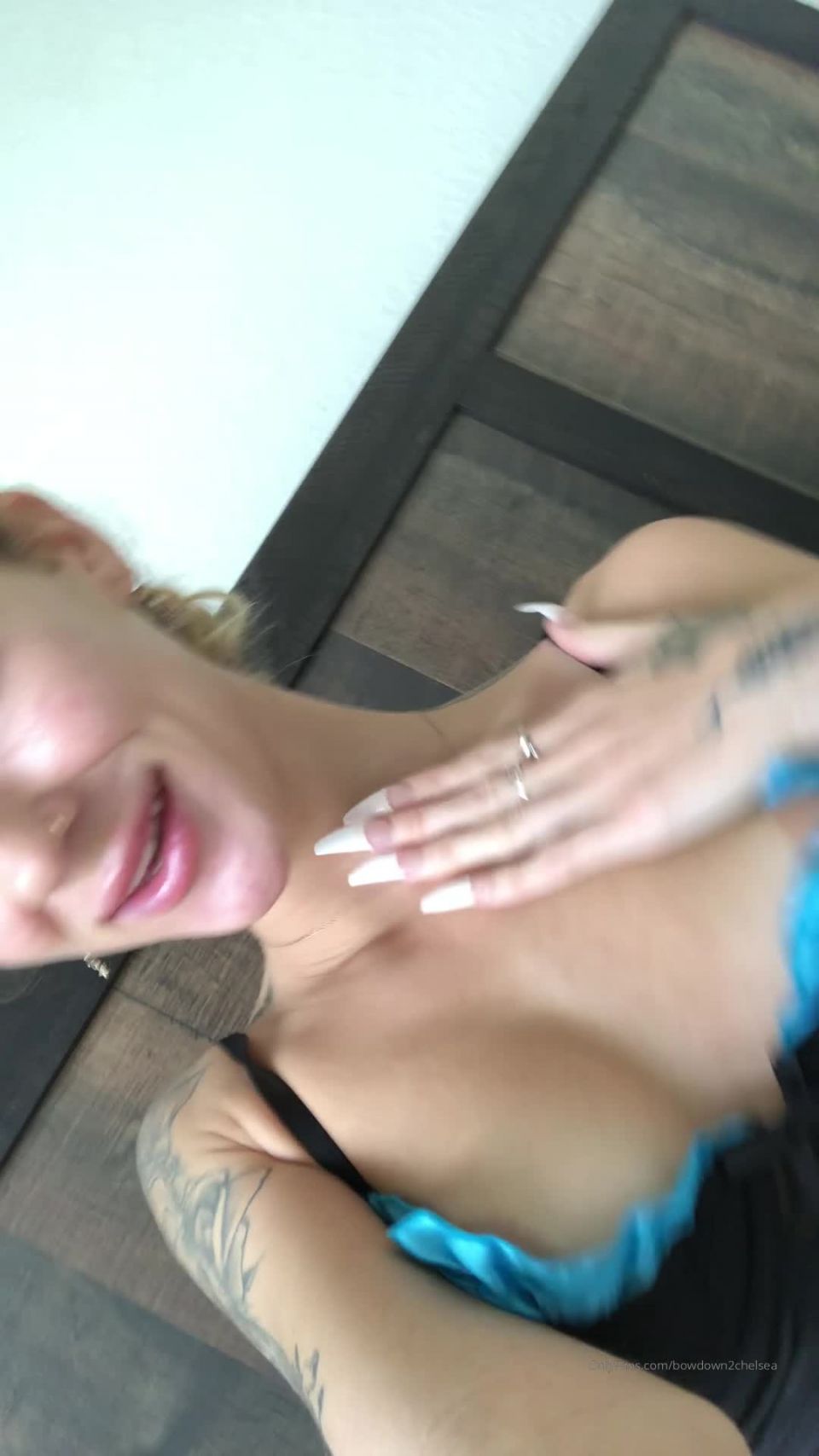 video en línea 39 arco hacia abajo2chelsea 12 11 2019 14020365 joroba de almohada mientras que tengo negación sexo real  femdom  femdom porno femdom bi